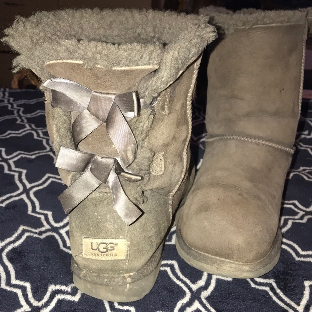 Uggs size 10 - Picture 3 of 3